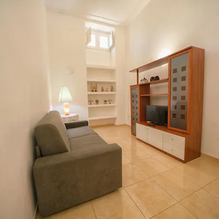 Shiny House Elegant In The Center Martina Franca